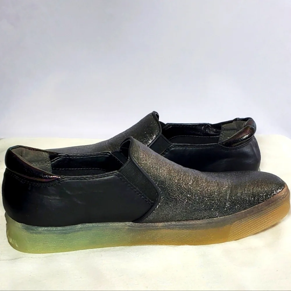 Sam Edelman size 7.5 Women's Slip on Sneakers